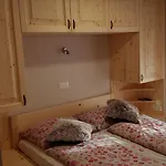 Gasthuis Pr Ambruzarju & 3*