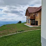 Pr Ambruzarju & Cerklje na Gorenjskem