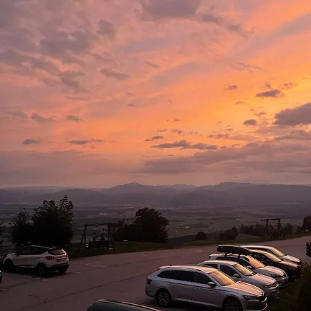 Pr Ambruzarju & Cerklje na Gorenjskem