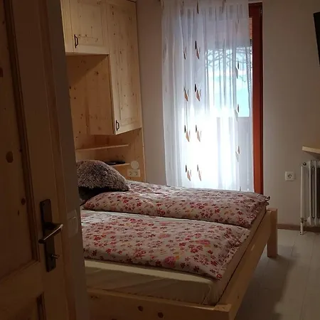 Pensión Pr Ambruzarju & Cerklje na Gorenjskem