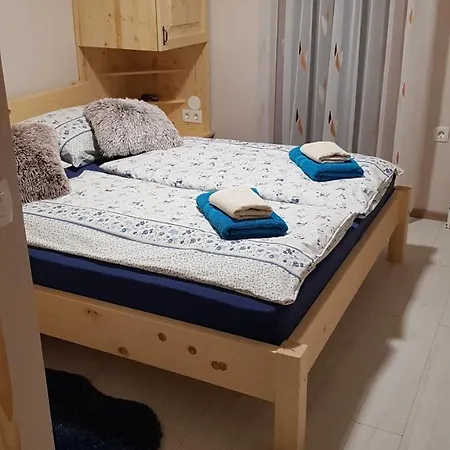 Pr Ambruzarju & Gæstehus