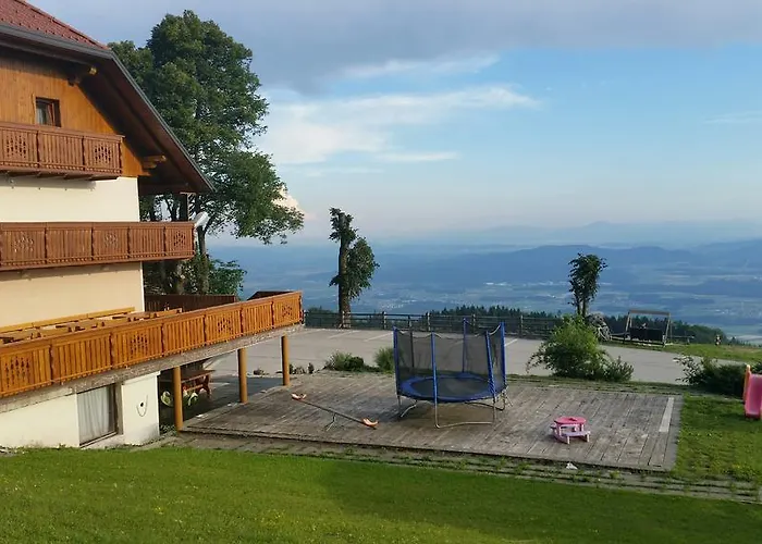 Gasthuis Pr Ambruzarju & Cerklje na Gorenjskem