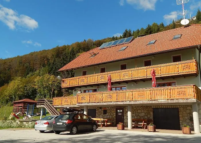 Gasthuis Pr Ambruzarju & 3*